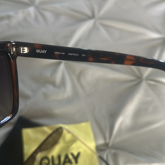 Quay Australia Tortoise Shell Sunglasses - Picture 8 of 8